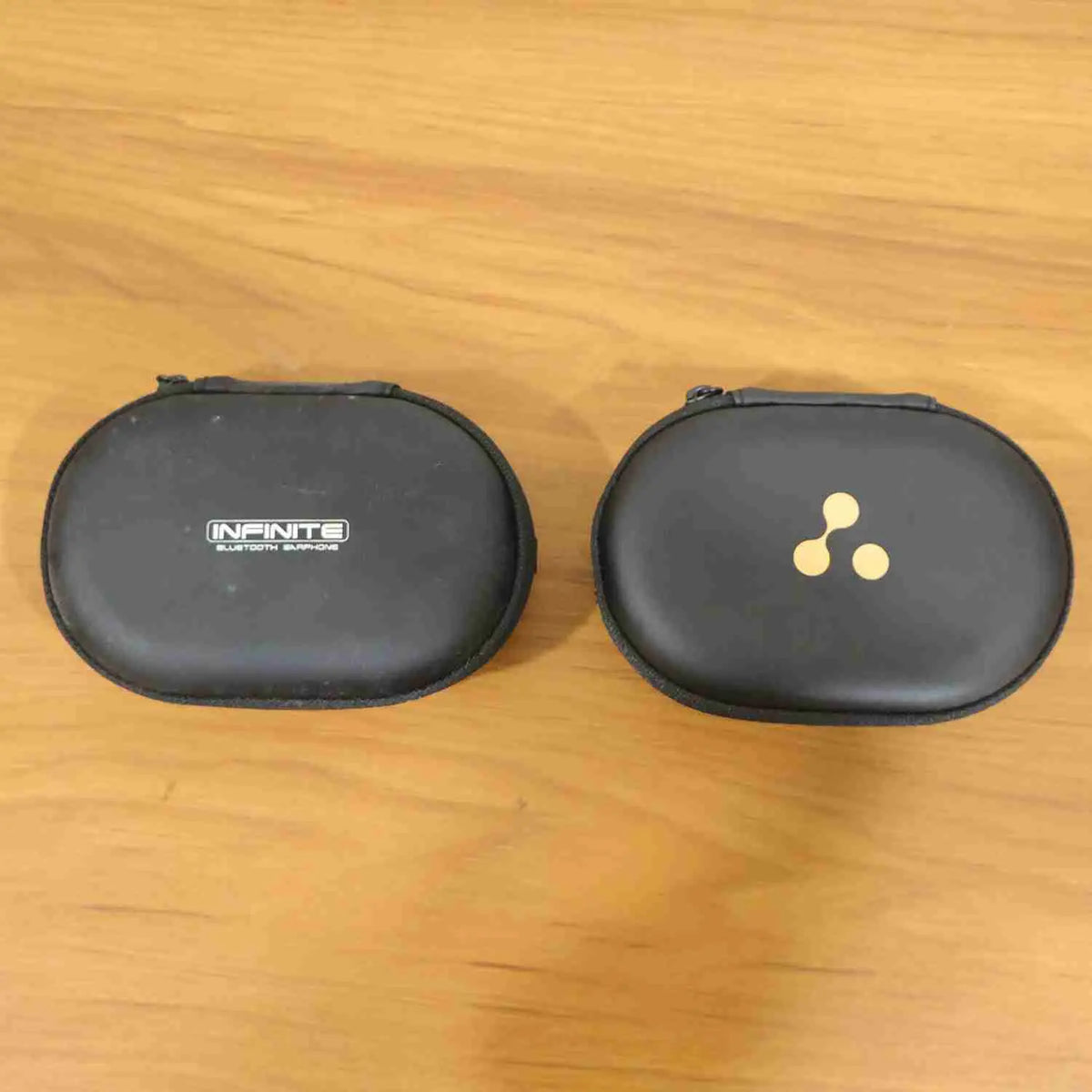 Urban Max™ Audio-Vault – Portable Hard Shell Earphone Carrying Case - Mr Urban Choices