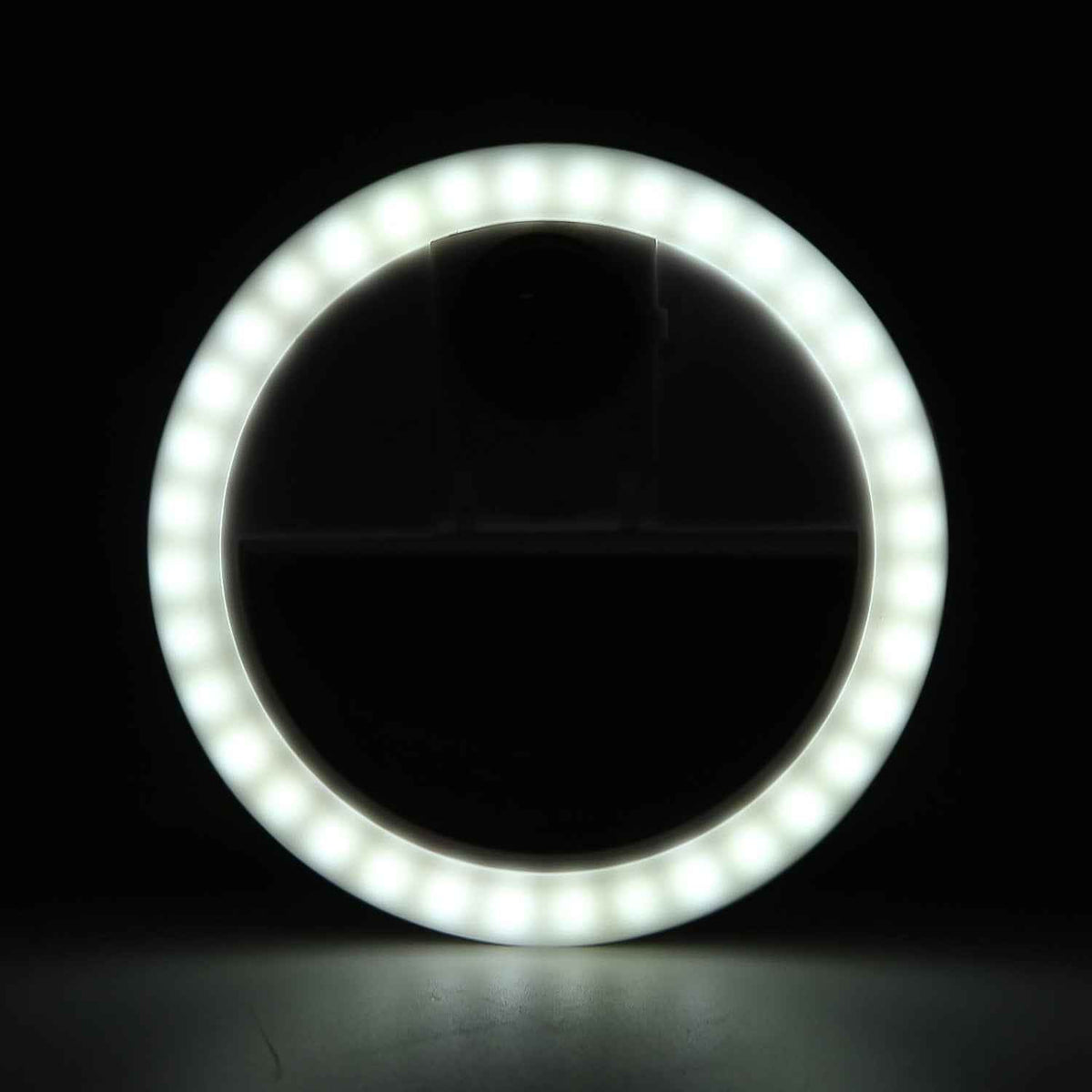 Urban Glow™ Mini Selfie Ring – Universal 3-Mode LED Clip Light for Perfect Selfies - Mr Urban Choices