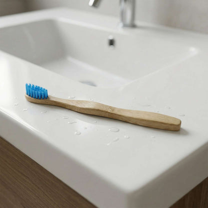 Sustainable Wooden Handle Toothbrush With Soft Bristles (1 Pc)