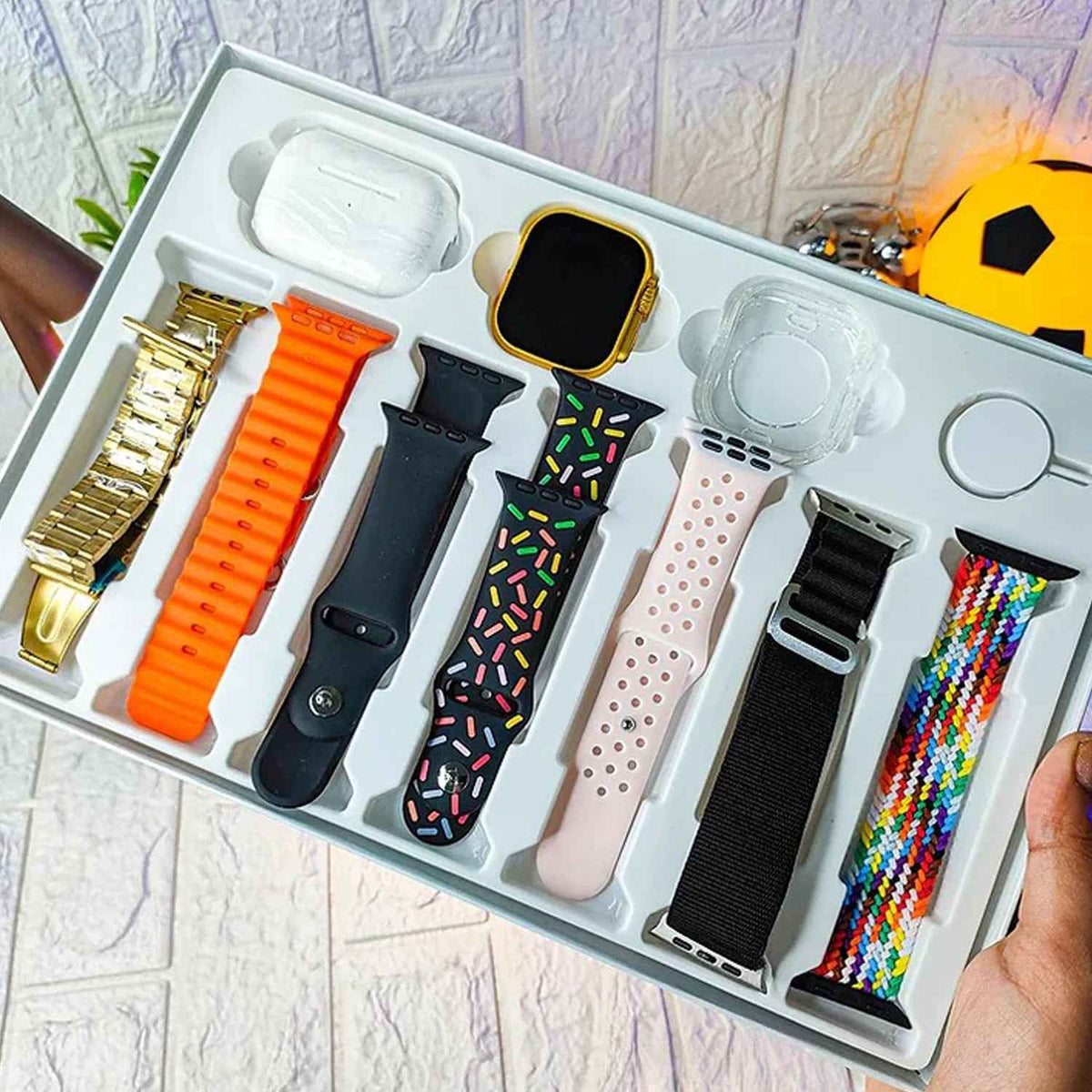 Urban Max™ 10-in-1 Elite Series – Smartwatch with 7 Designer Straps & Pro Earbuds - Mr Urban Choices