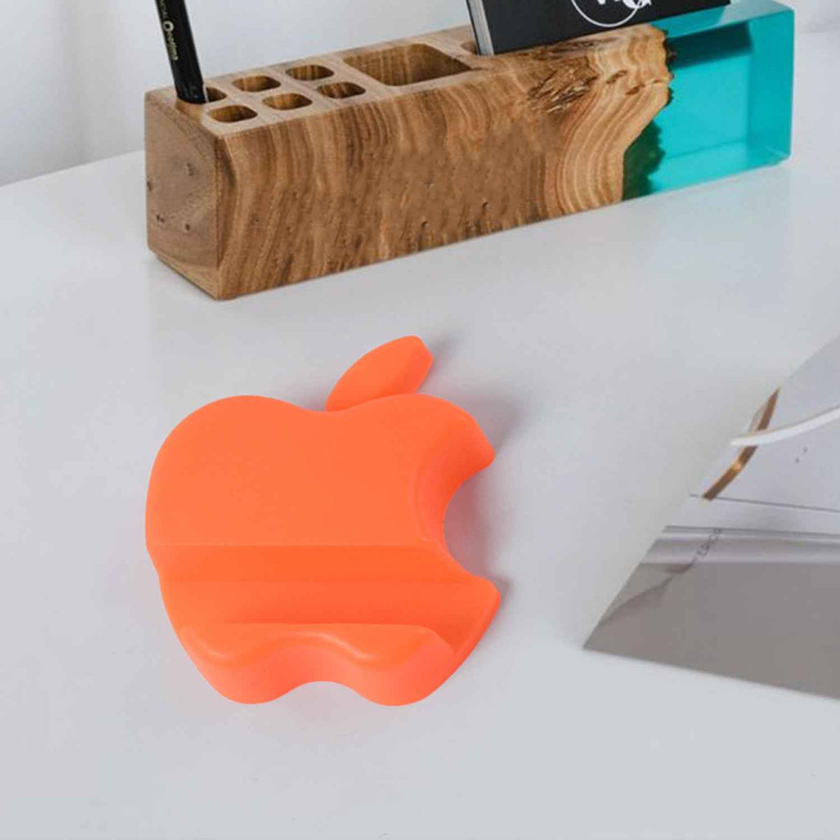 Apple-shaped Plastic Mobile Phone Holder (1 Pc Mix Color) - Mr Urban Choices